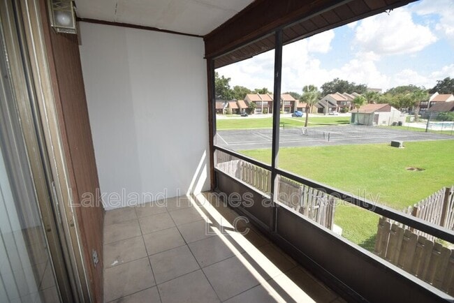 Building Photo - 450 Market Square E