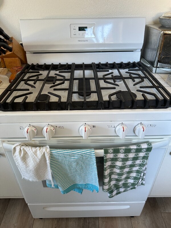 Building Photo - 3241 Calle Osuna