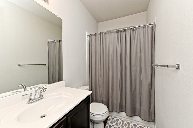 Building Photo - 7803 Norah Dr