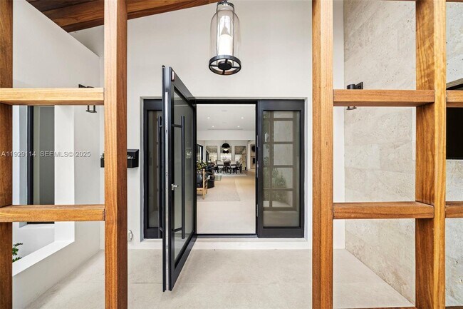 Building Photo - 1815 Fairhaven Pl