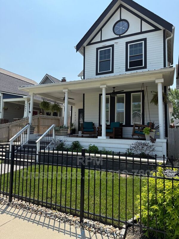 Building Photo - 1217 Hoyt Ave