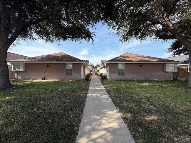 Building Photo - 10 Agua Fina Ave