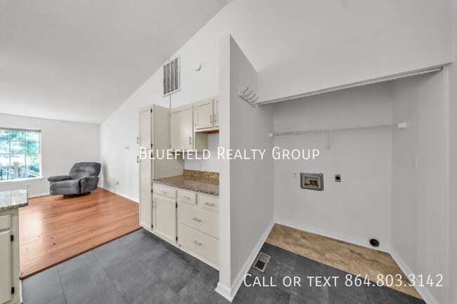 Building Photo - 141 Quail Haven Dr