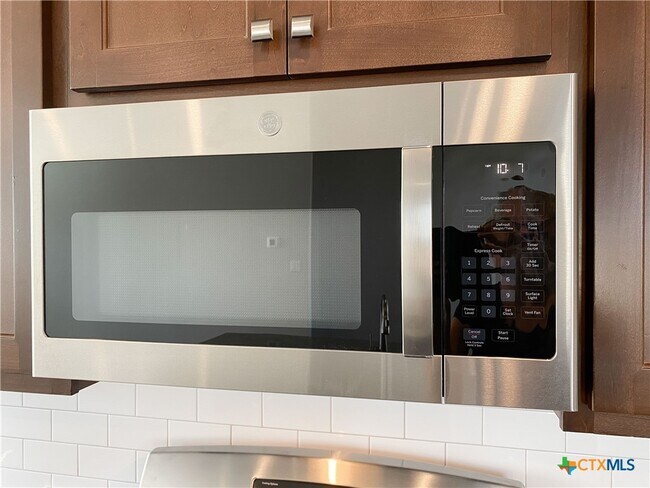 Building Photo - 130 Hidden Branch Cv