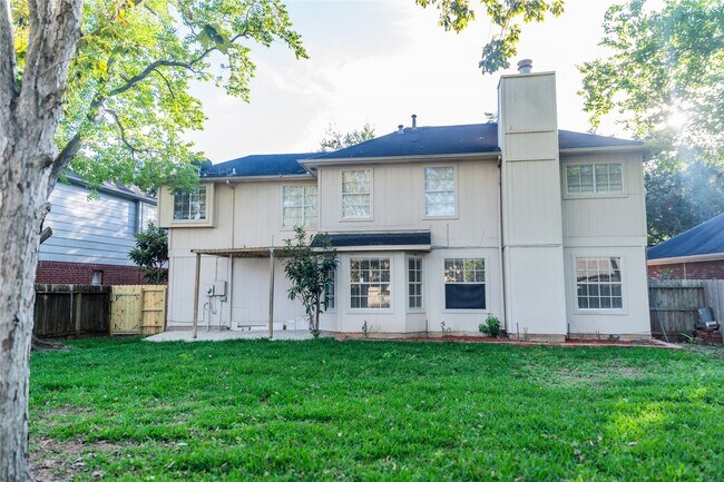 Building Photo - 6311 Laurel Bush Ln