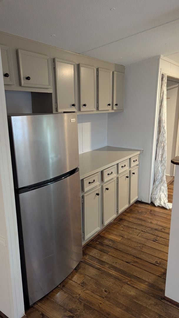 Building Photo - 2 Bedrooms and 2 Bathroom Mobile home