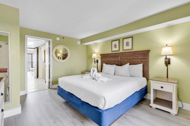 Building Photo - 3000 N Ocean Blvd