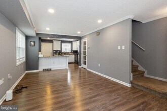 Building Photo - 1719 Ridge Ave