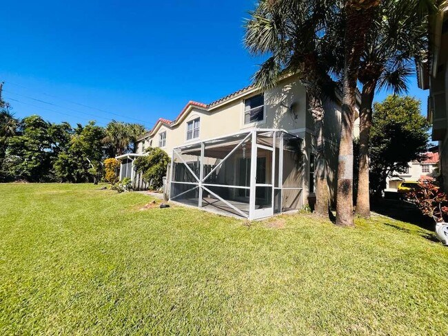 Building Photo - 861 Summit Lake Dr