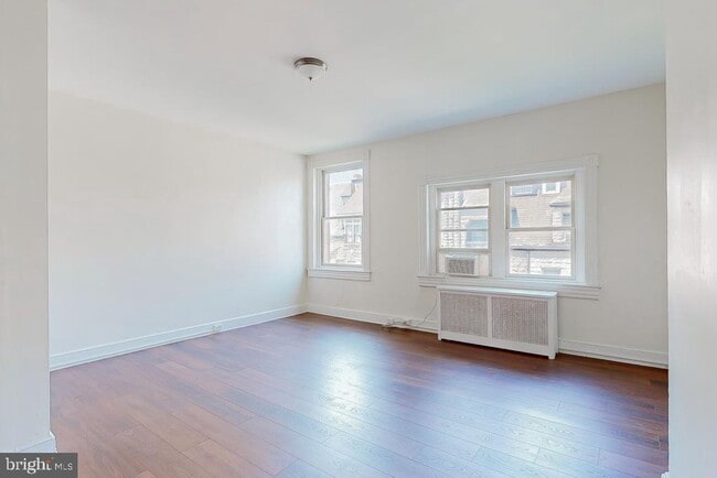 Building Photo - 929 N Calvert St