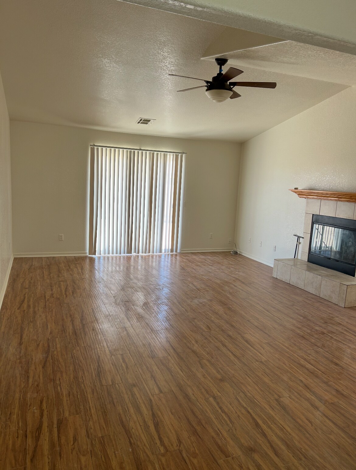 Building Photo - 10733 Garibaldi Dr