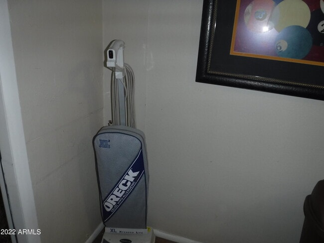 Building Photo - 11029 W Caron Dr