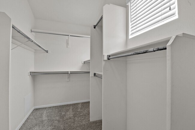 Building Photo - Beautiful home with 4 bedrooms, 2 1/2 bathrooms, 3-car garage in cul-de-sac available for $2,350