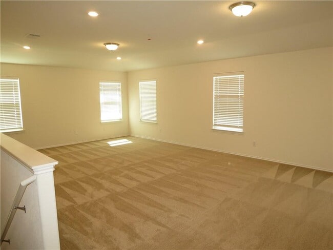 Building Photo - 17100 Gibbons Path