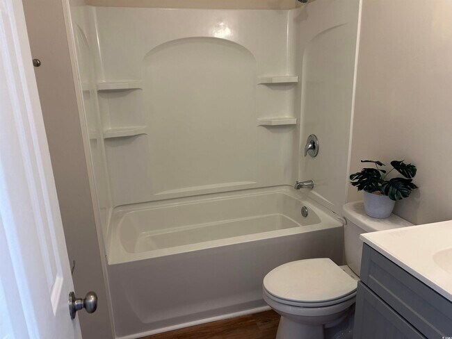 Building Photo - 800 Deer Creek Rd