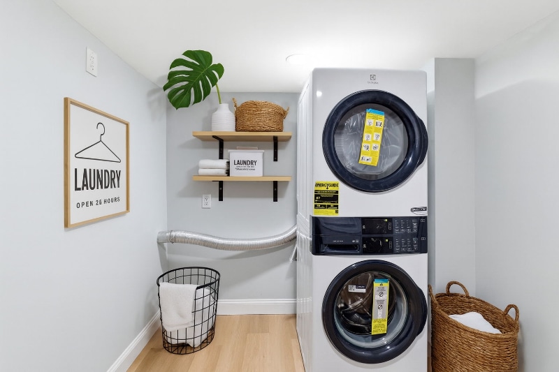 Building Photo - 2125 N 28th St