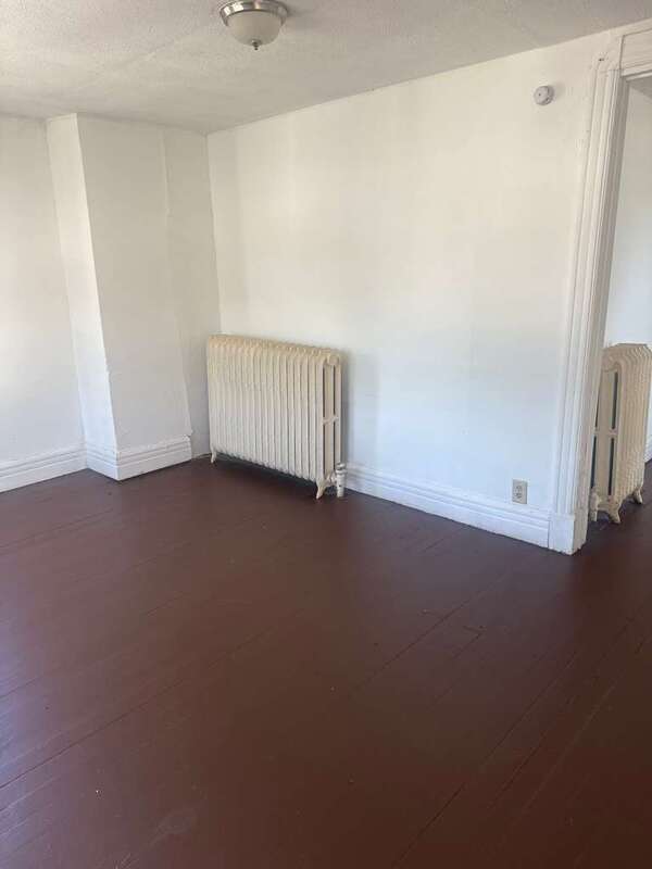Building Photo - 476 Hudson Ave