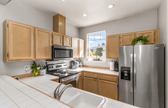 Building Photo - 5400 Harbour Pointe Blvd