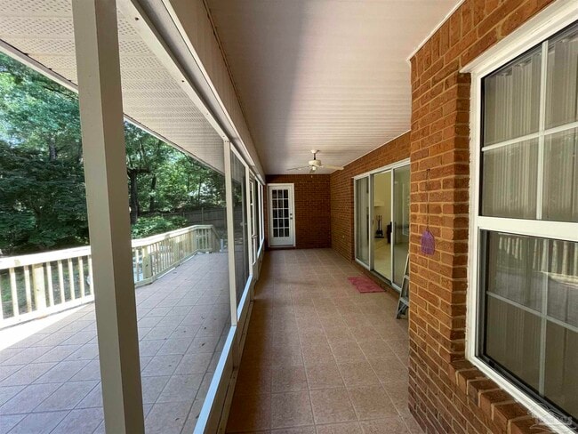 Building Photo - 941 Spring Creek Cir
