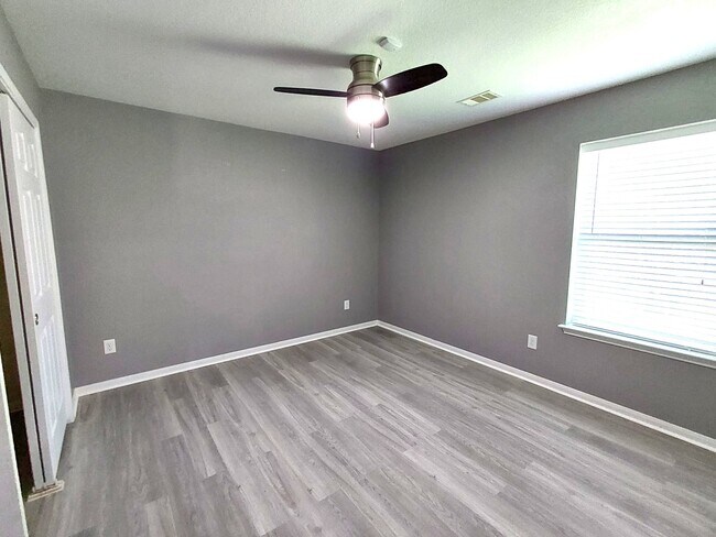 Building Photo - 23150 Quiet Heron Ct