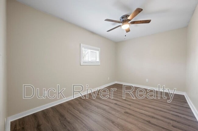 Building Photo - 317 E 17th St