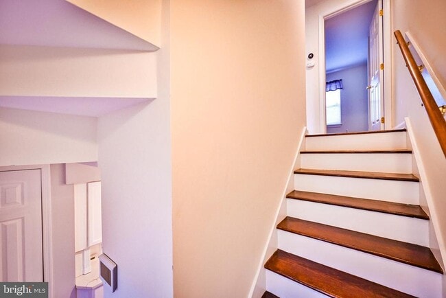 Building Photo - 1601 Marshall St