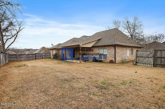 Building Photo - 4 Bed/3 Bath Home in Clinton in Copper Creek