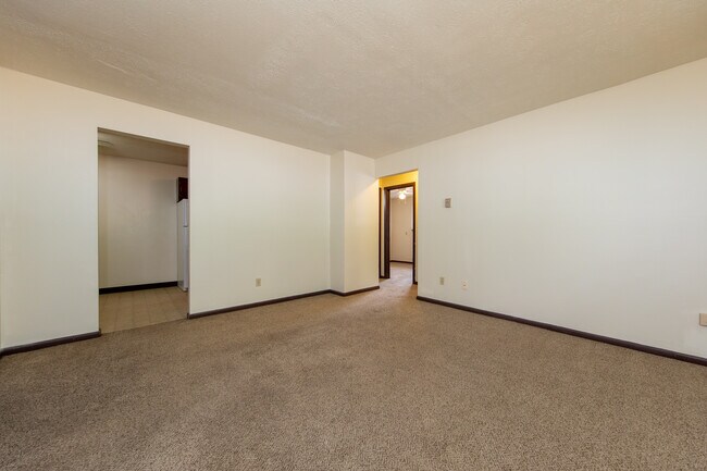 Building Photo - Parkview Apartments