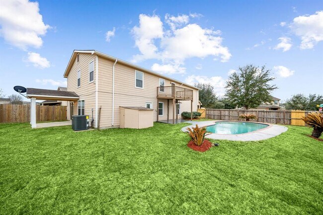 Building Photo - 14407 Acuna Ln