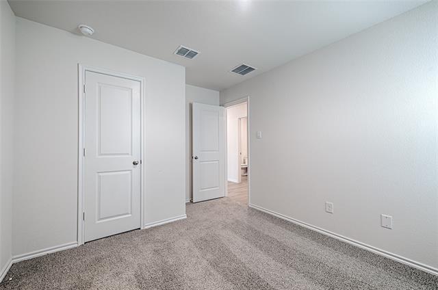 Building Photo - 598 Minnie Ln