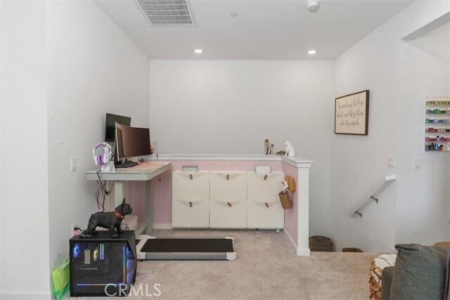 Building Photo - 32600 Manhattan Ave