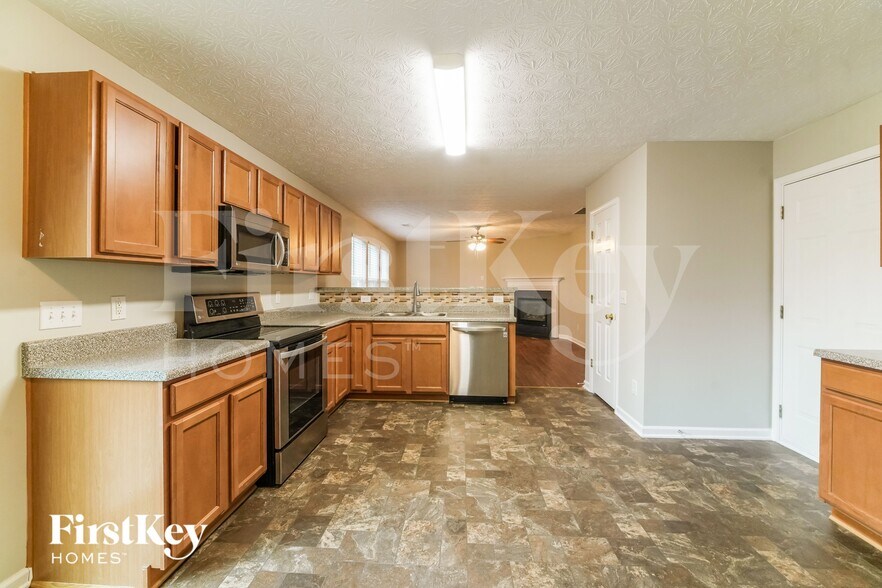 Building Photo - 276 Weatherstone Pointe Dr