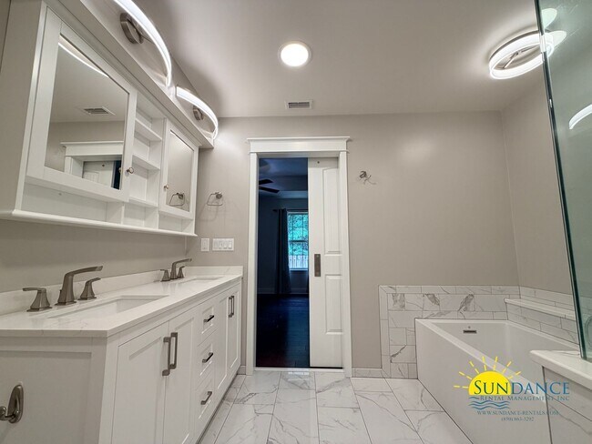 Building Photo - 30 Golden Eagle Ct