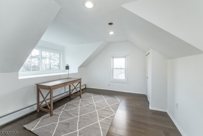 Building Photo - 14 Fidelity Pl