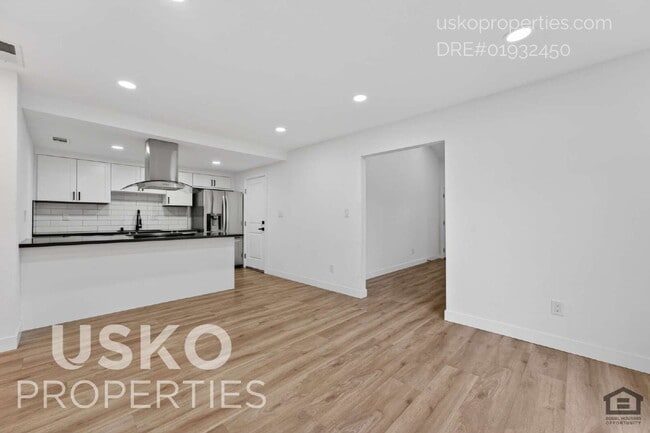 Building Photo - "Charming 2-Bed Duplex in Rancho Cordova – 1,110 Sq Ft of Comfort!"