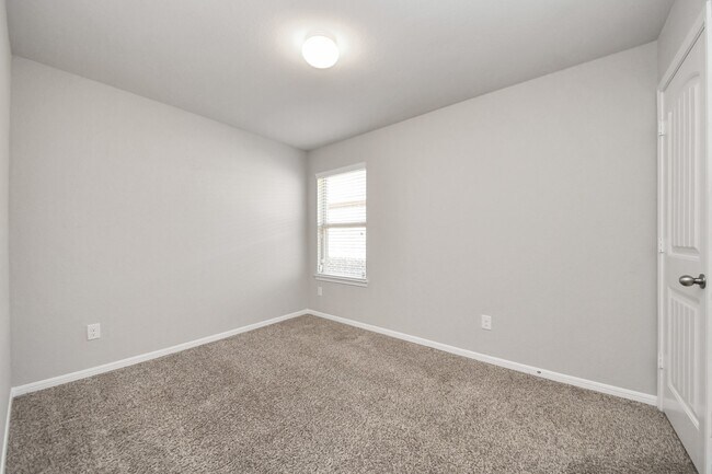 Building Photo - 3230 McDonough Way