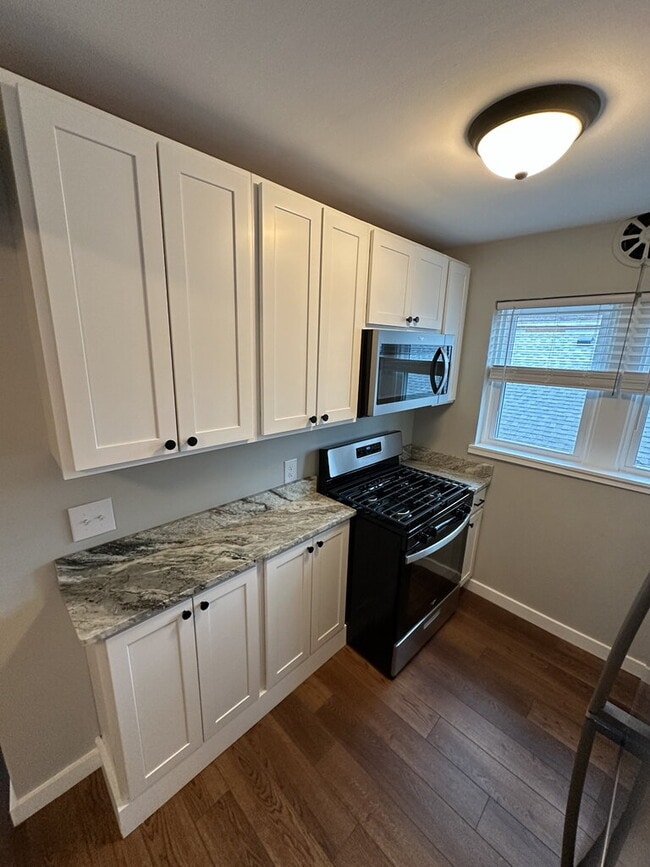 Building Photo - 1219 Franklin Ave