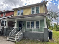 Building Photo - 2713 Carter St