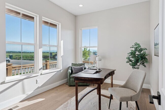 Building Photo - New Charming Berthoud Home with Modern Comfort | $1000 Deposit with Approved Credit and TWO WEEKS...