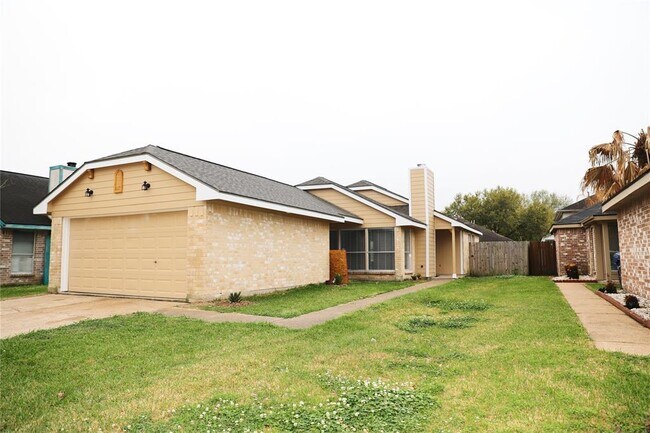 Building Photo - 17427 Lobo Trail