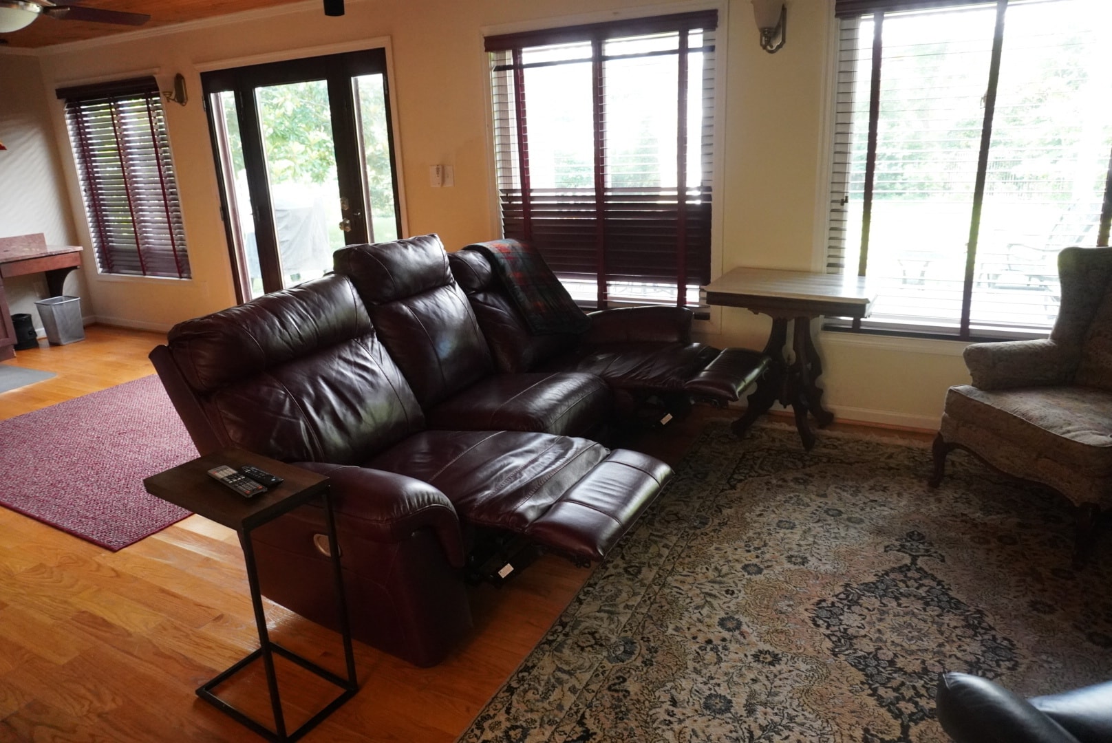 Entertainment Area - 4712 Surry Pl