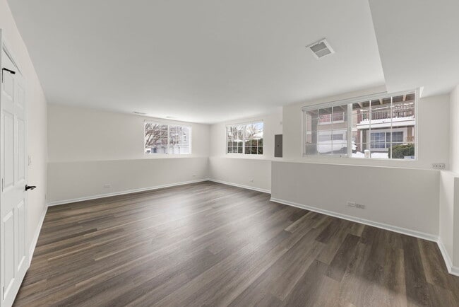 Building Photo - 117 Enclave Cir