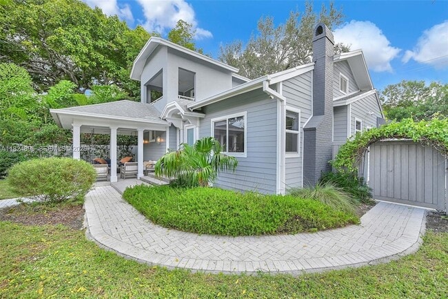 Building Photo - 150 NE 50th St