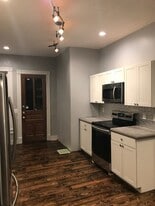 Building Photo - 918 South Westnedge Avenue