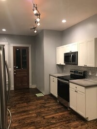 Building Photo - 918 South Westnedge Avenue