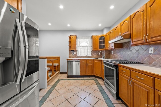 Building Photo - 244-39 89th Ave