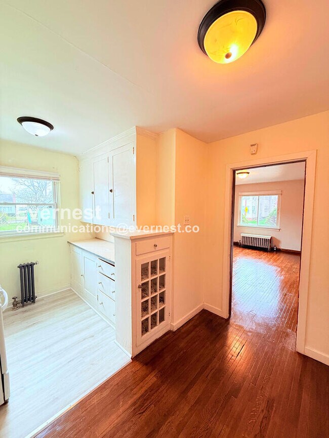 Building Photo - 3812 Drexel Dr