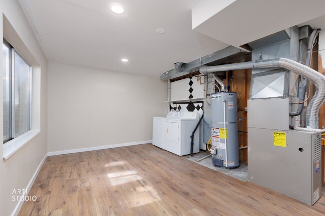 Building Photo - 965 Dorothea Way