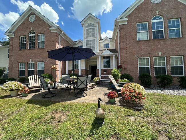 Building Photo - 4304 Lotus Ct