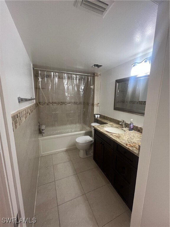 Building Photo - 1275 Wildwood Lakes Blvd